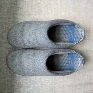 Dansko Gray Wool Slipper Miles